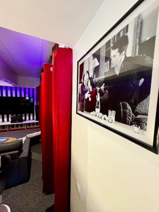 Experience Cinema Immersif Dans Appartement Renove Pres De Montmartre Париж Екстериор снимка