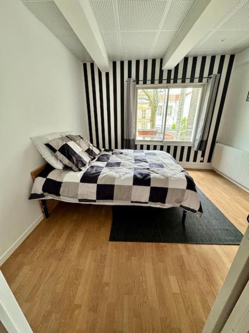 Experience Cinema Immersif Dans Appartement Renove Pres De Montmartre Париж Екстериор снимка